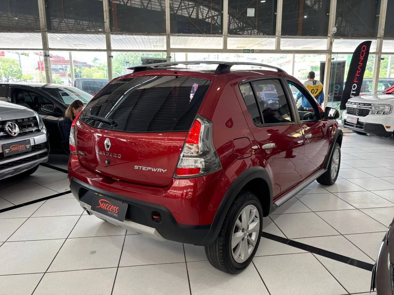 RENAULT SANDERO