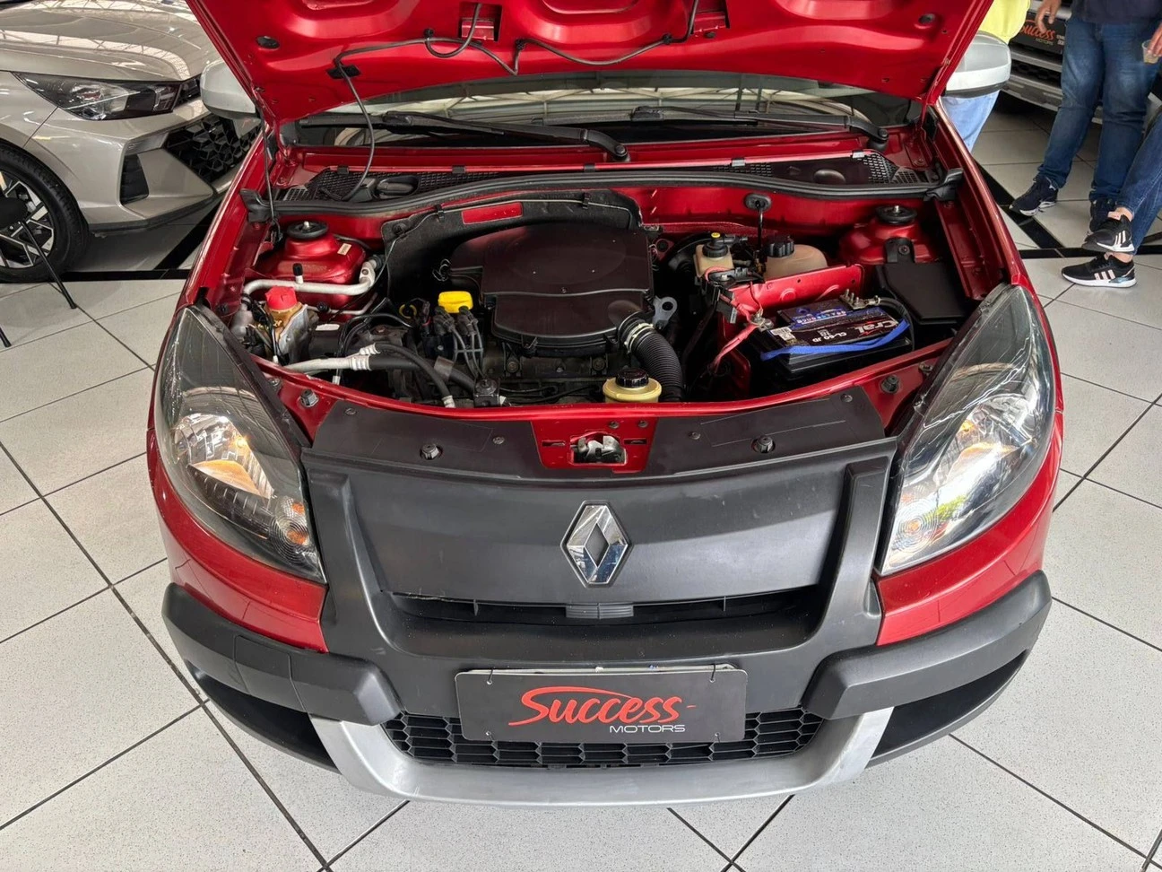 RENAULT SANDERO