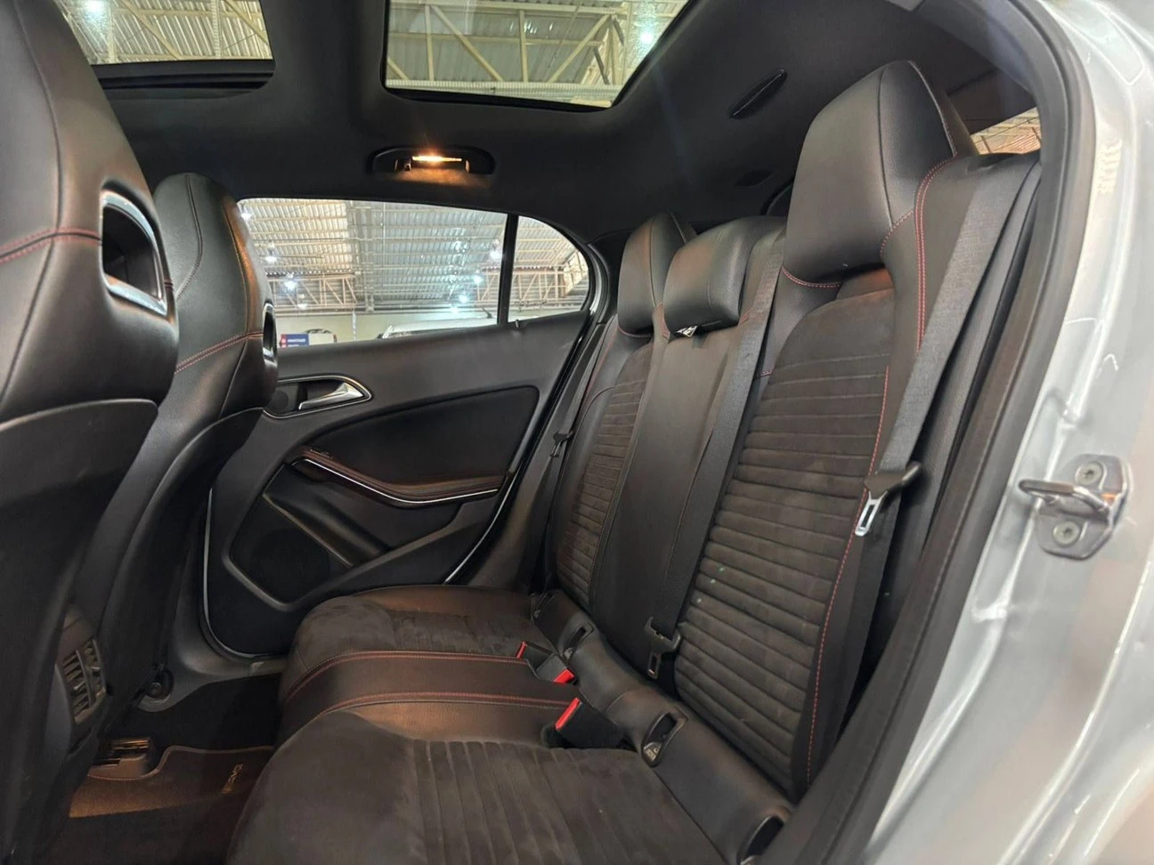 MERCEDES-BENZ GLA 250
