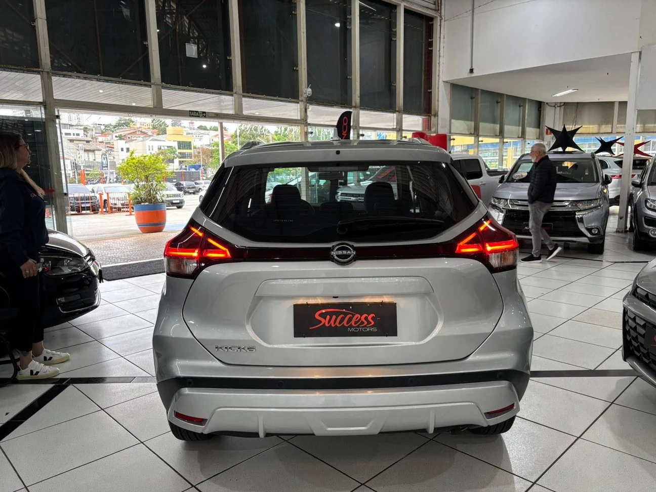 NISSAN KICKS