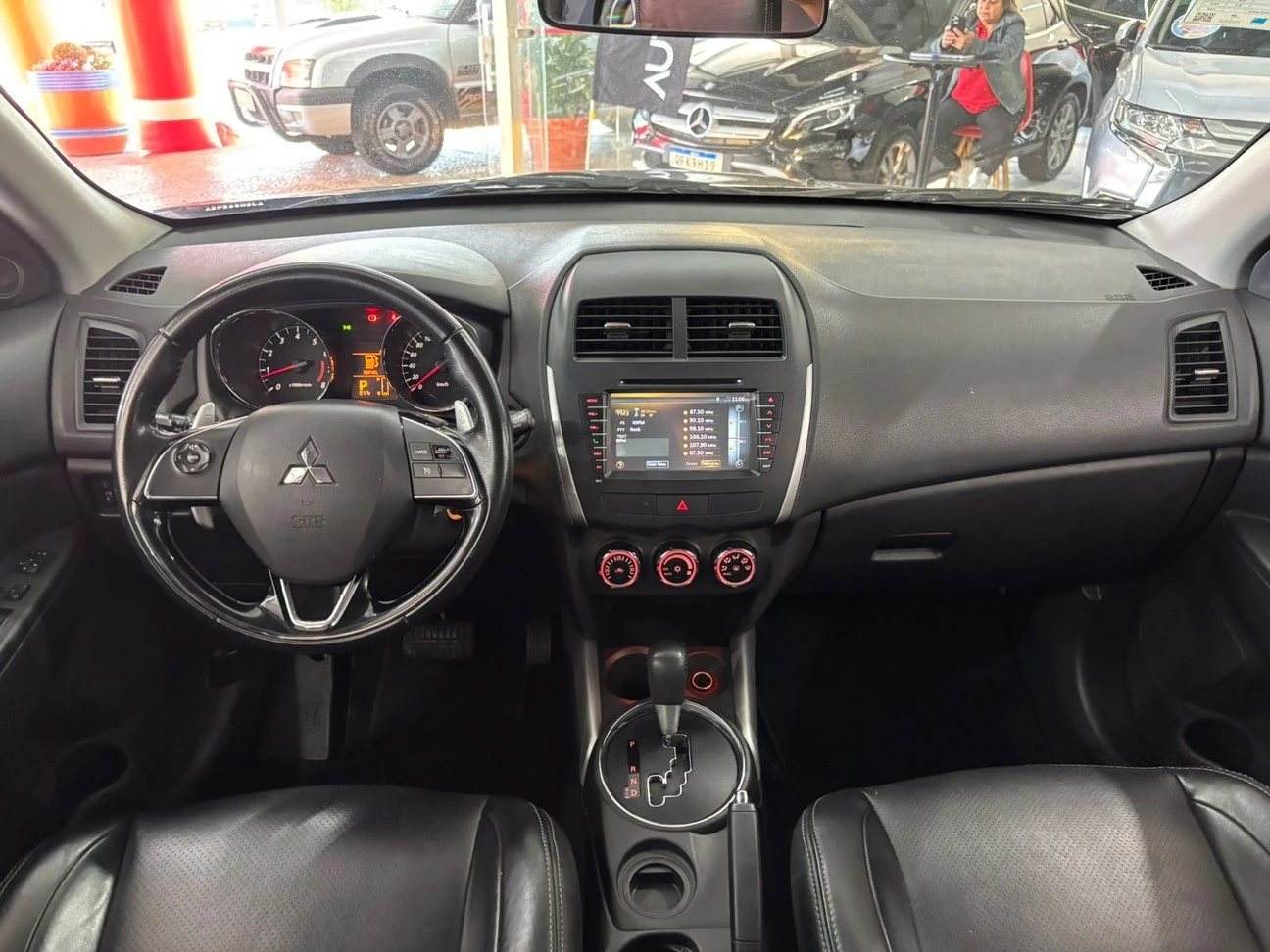 MITSUBISHI ASX