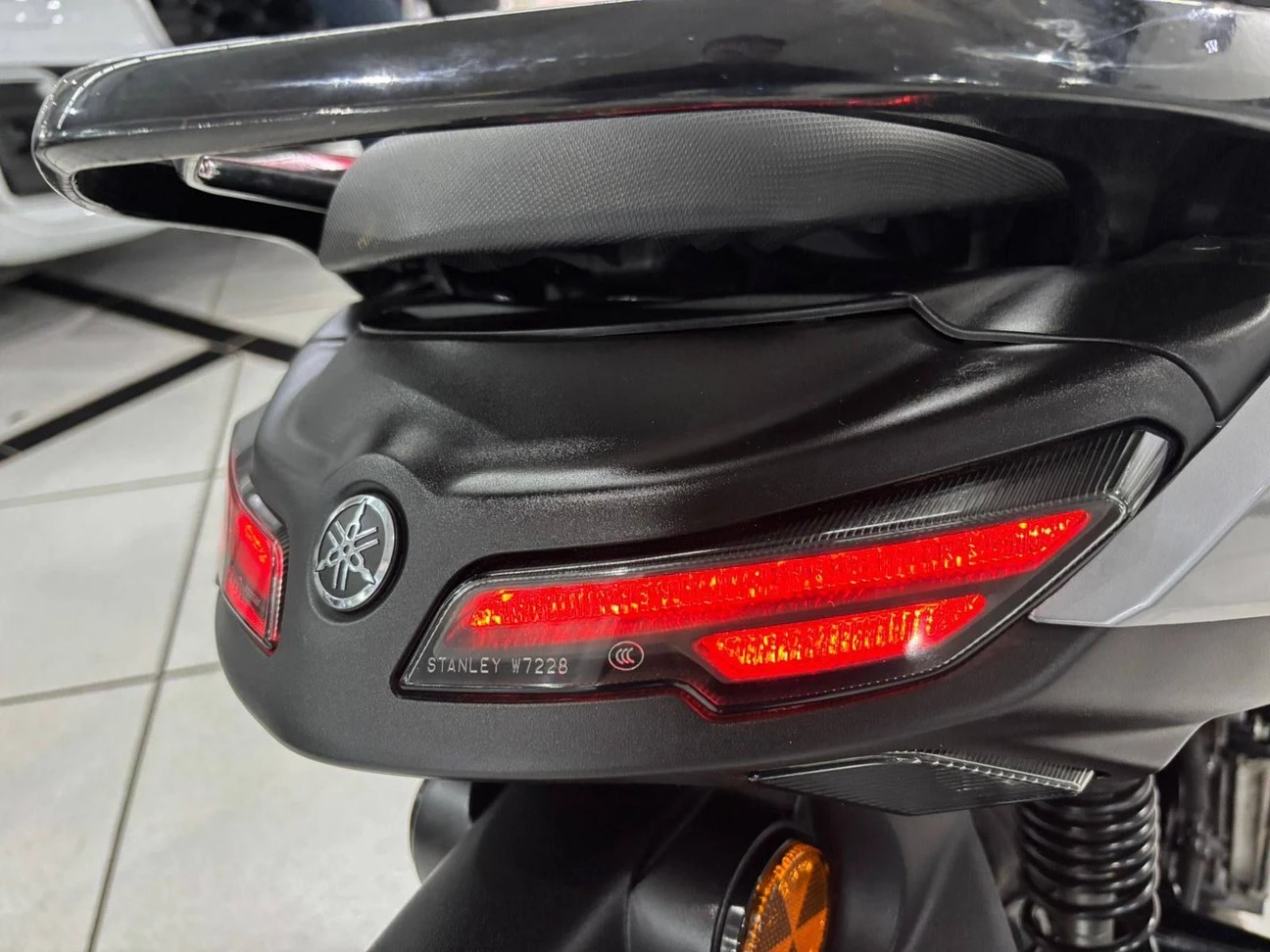 YAMAHA NMAX CONNECTED 160 ABS