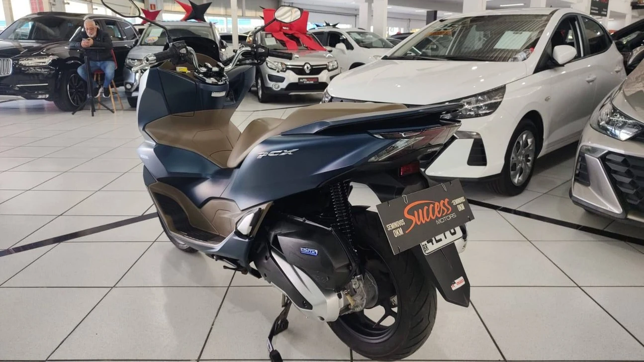HONDA PCX DLX