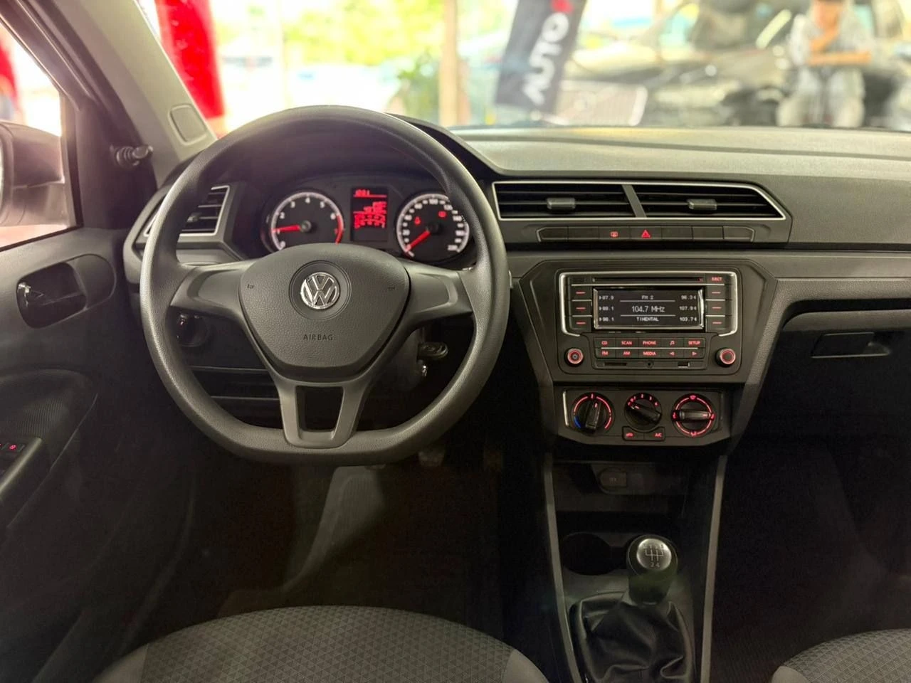 VOLKSWAGEN VOYAGE