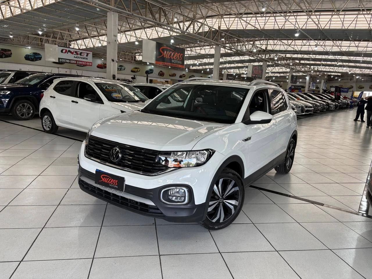 VOLKSWAGEN T-CROSS