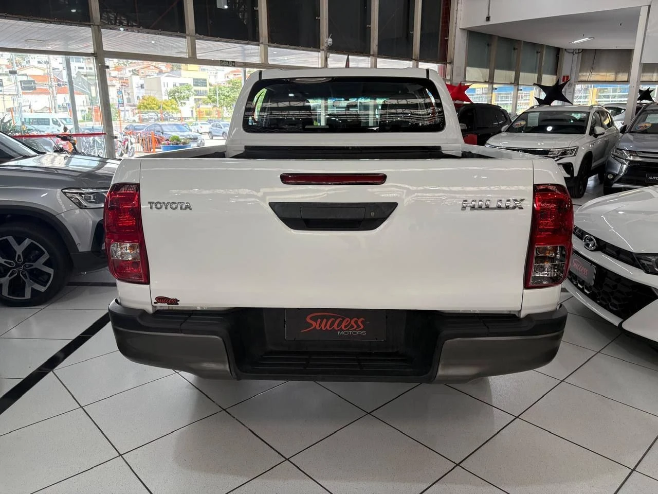 TOYOTA HILUX