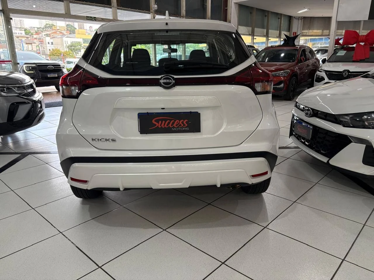 NISSAN KICKS