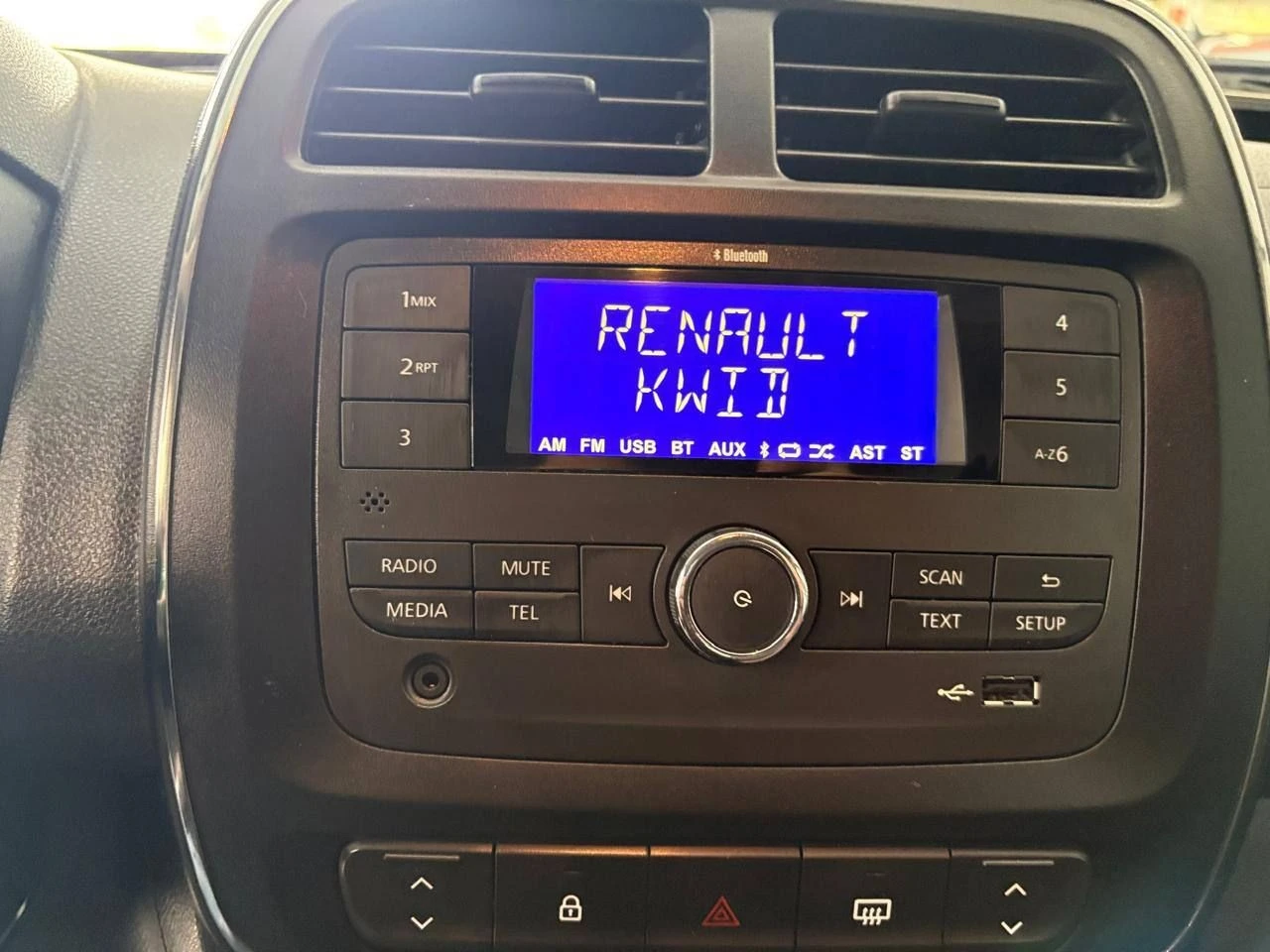 RENAULT KWID
