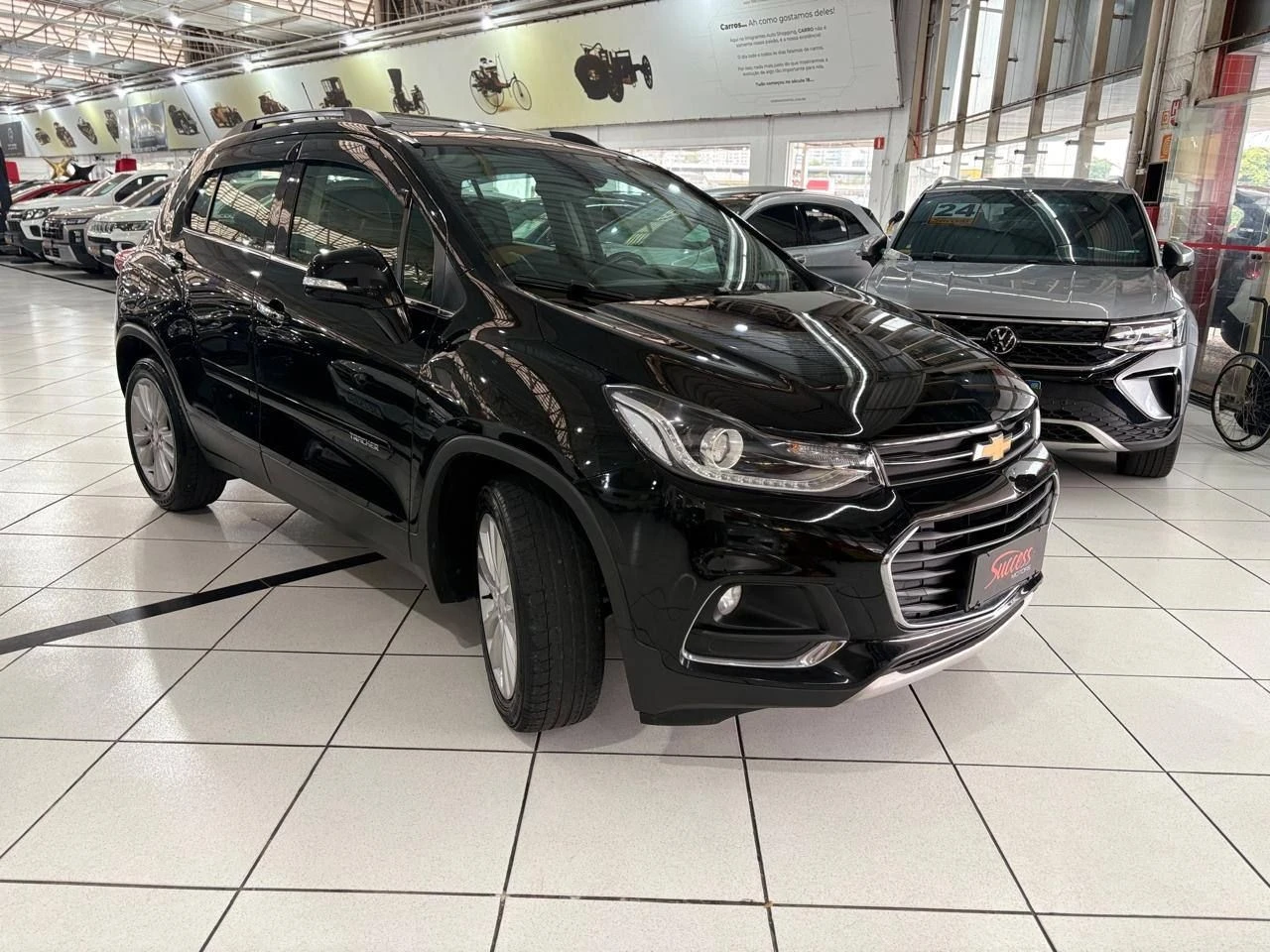CHEVROLET TRACKER