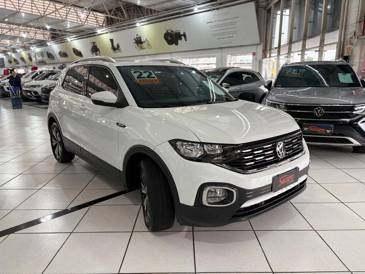 VOLKSWAGEN T-CROSS