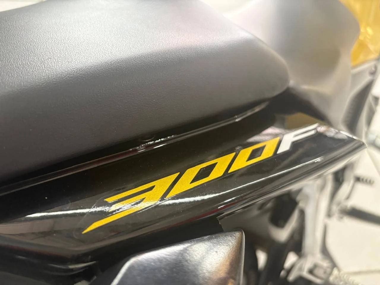 HONDA CB 300F TWISTER CBS