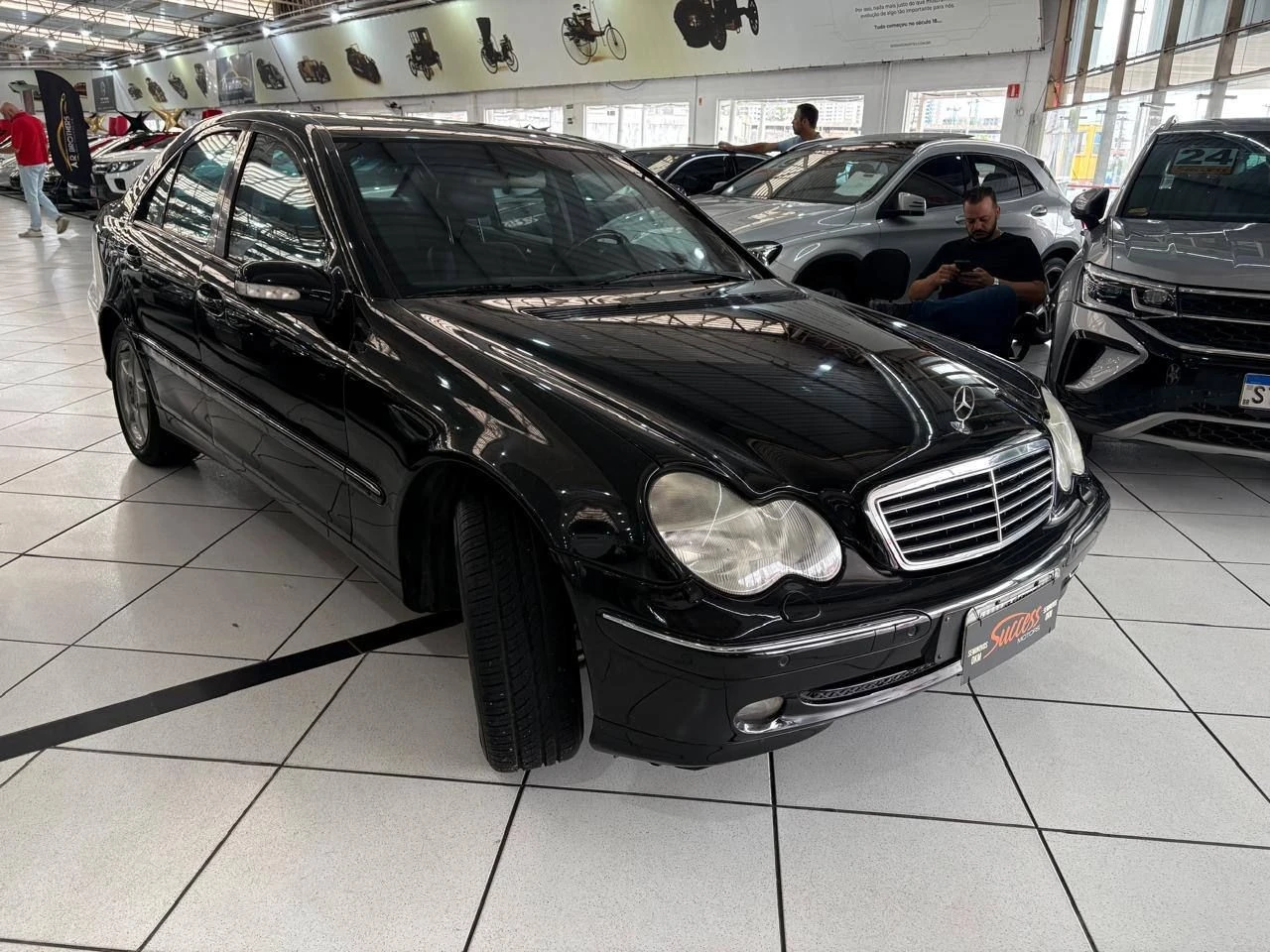 MERCEDES-BENZ C 320