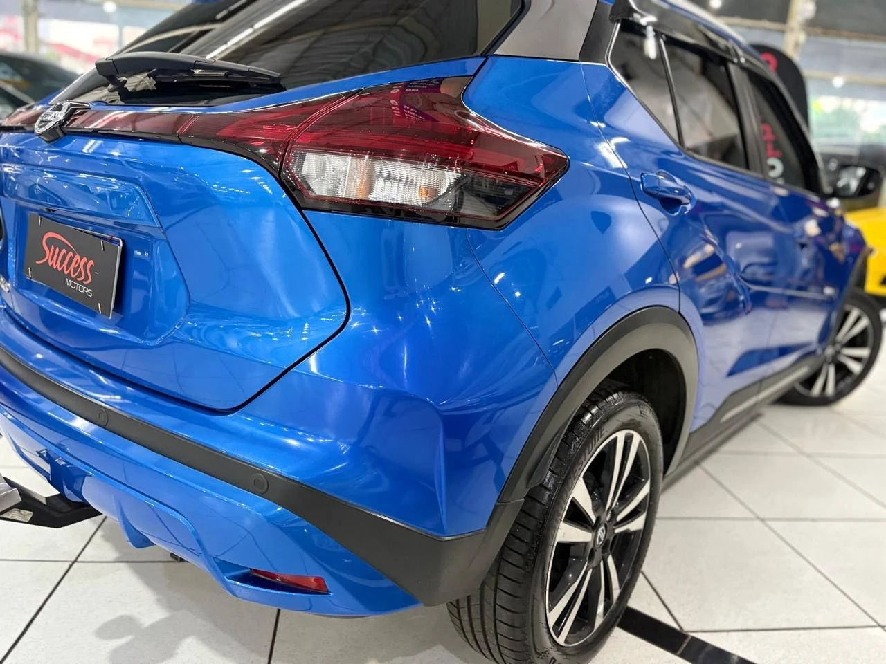 NISSAN KICKS