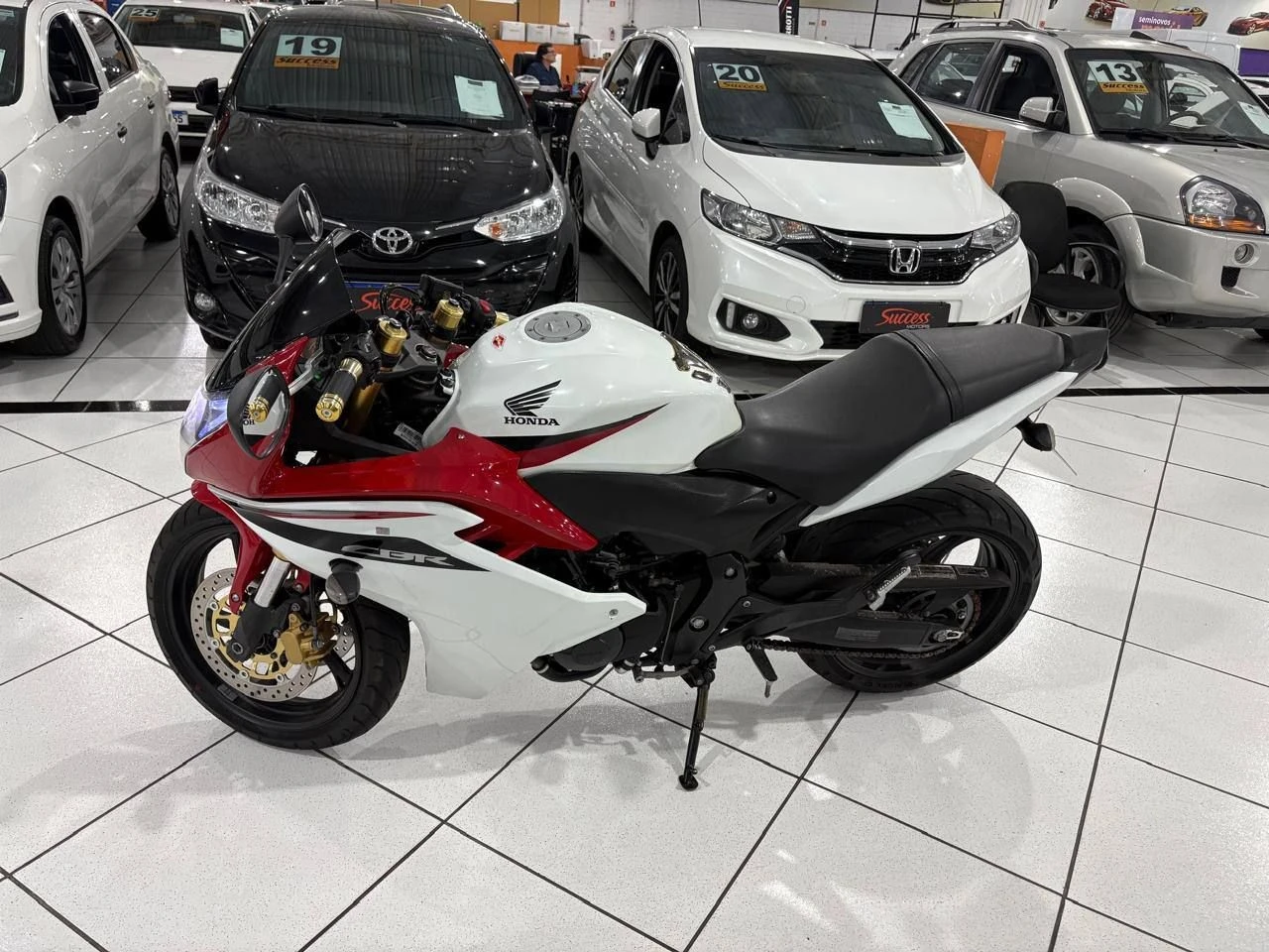 HONDA CBR 600F