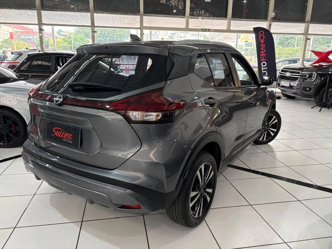 NISSAN KICKS