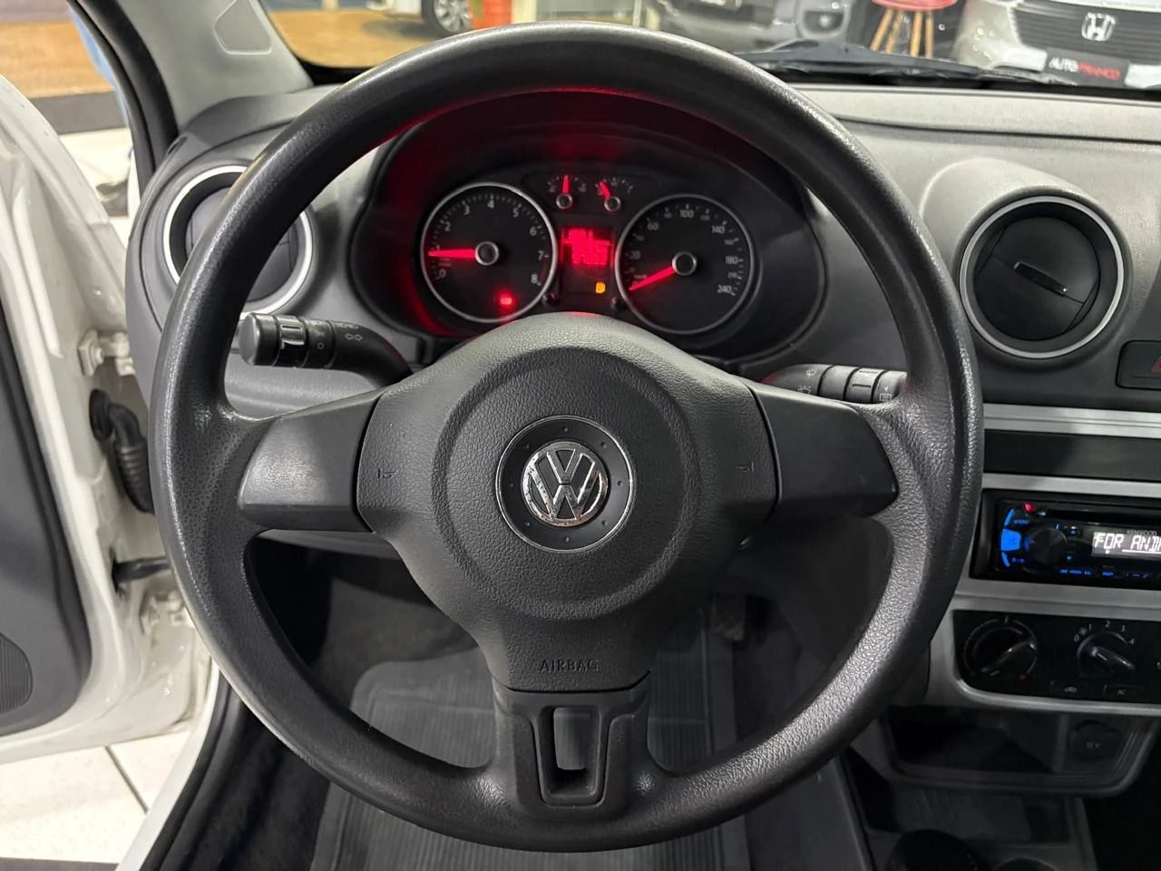 VOLKSWAGEN VOYAGE