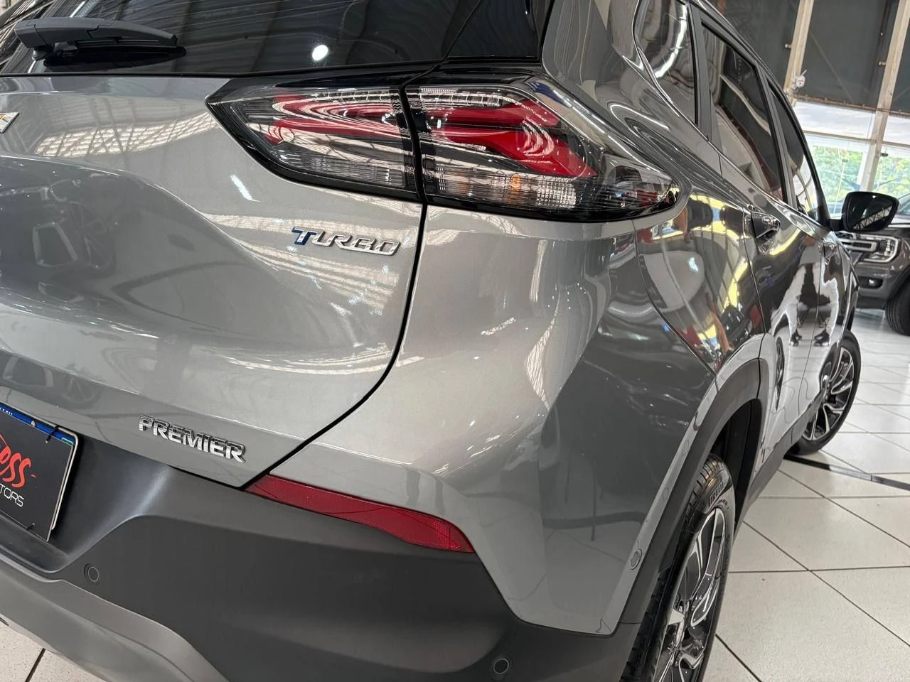 CHEVROLET TRACKER