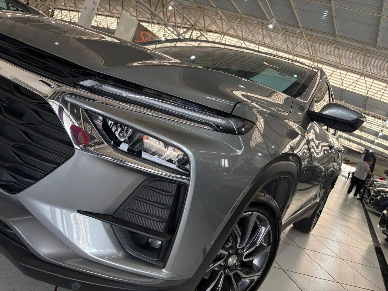 CHEVROLET TRACKER