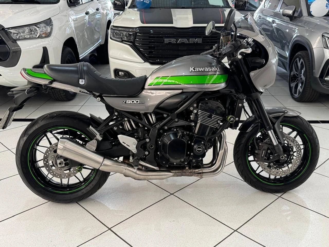 KAWASAKI Z900RS CAFÉ