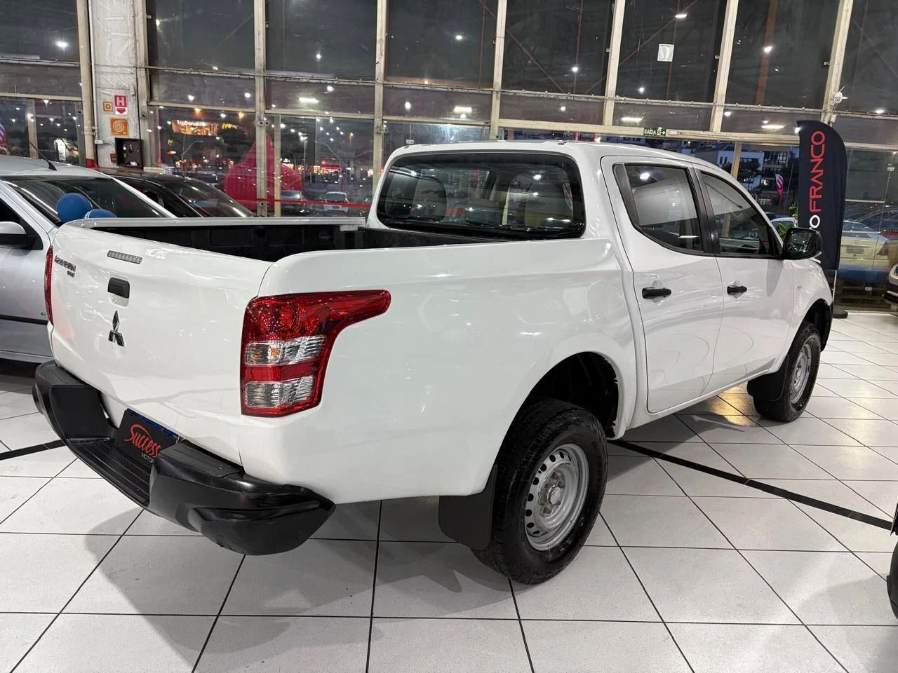 MITSUBISHI L200 TRITON