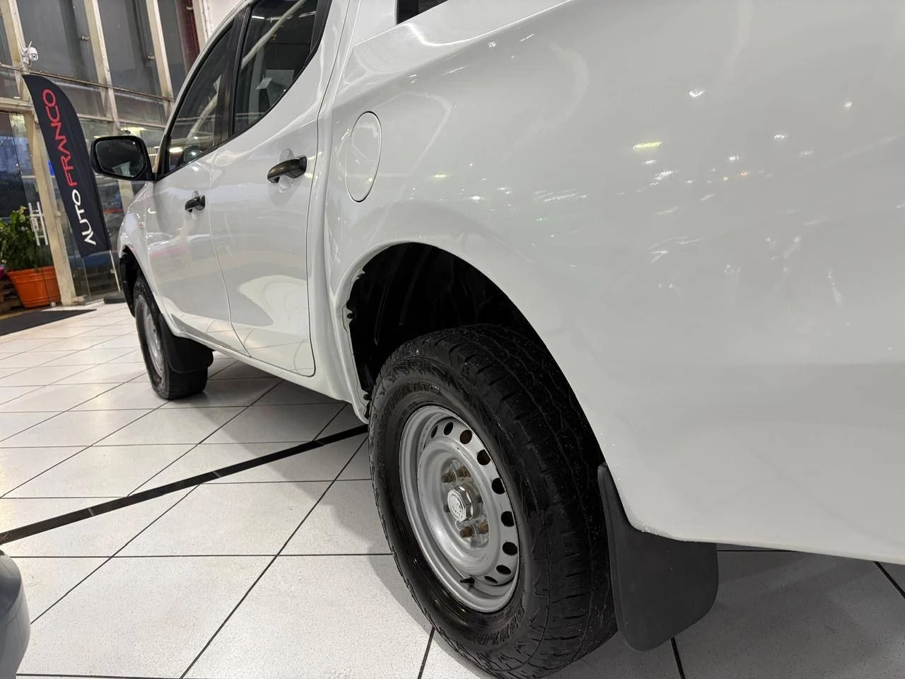 MITSUBISHI L200 TRITON