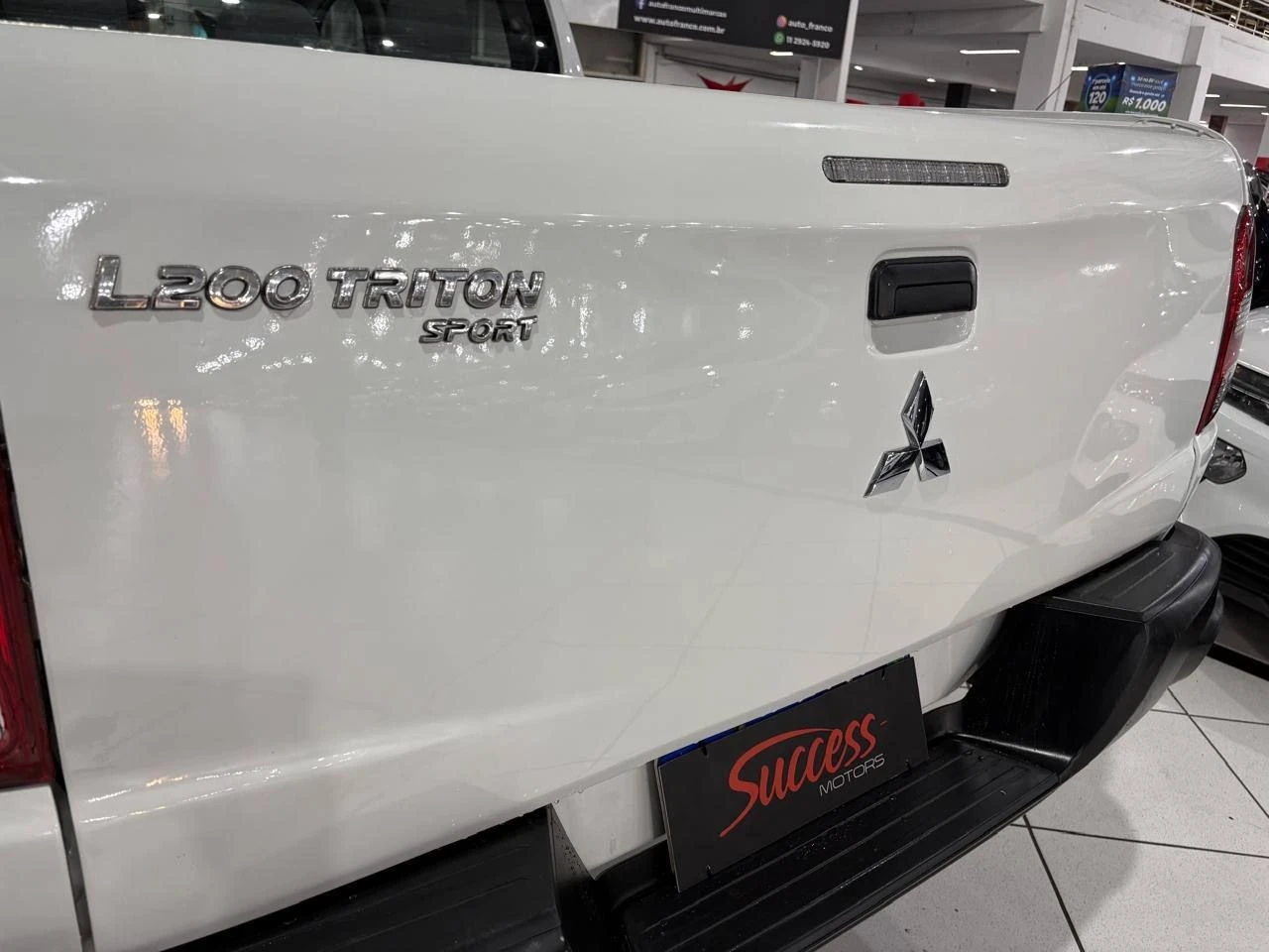 MITSUBISHI L200 TRITON