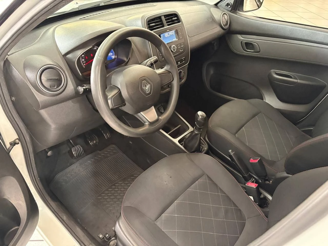 RENAULT KWID
