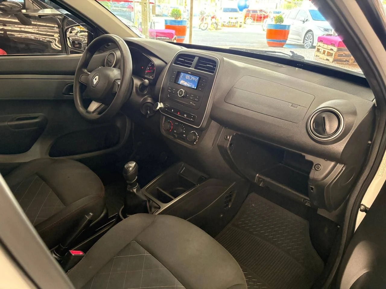 RENAULT KWID