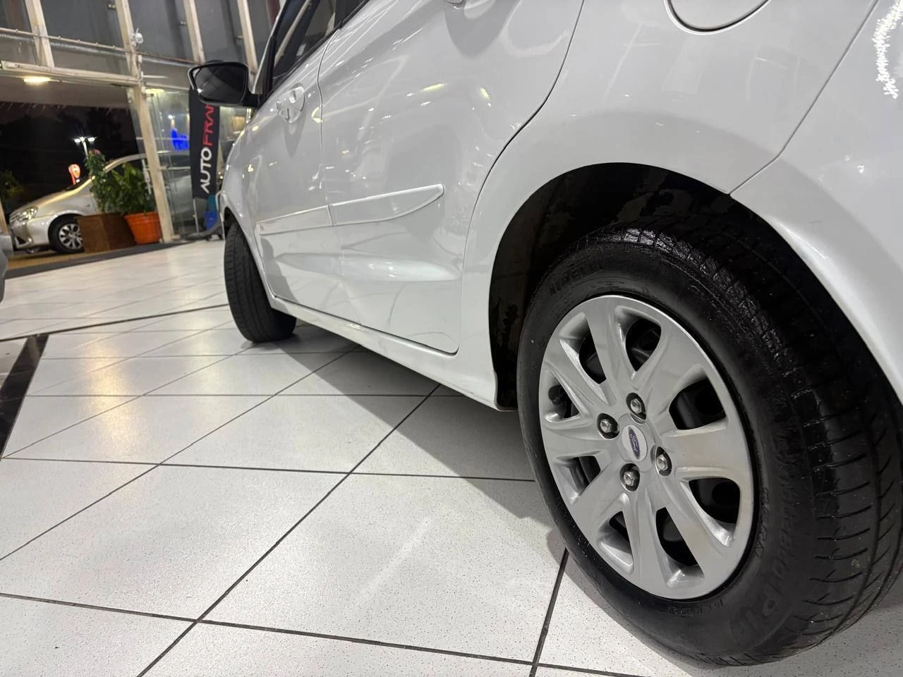 FORD KA