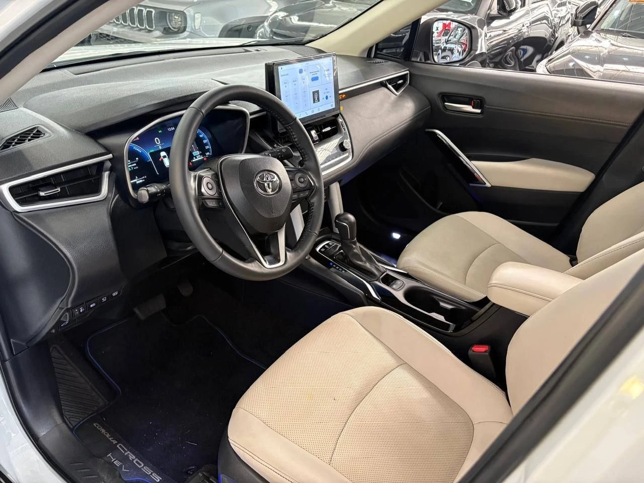 TOYOTA COROLLA CROSS