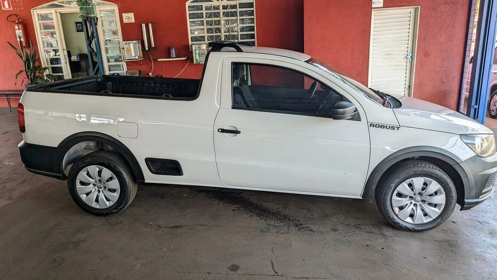 VOLKSWAGEN SAVEIRO