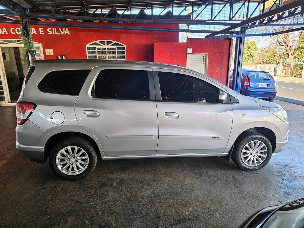 CHEVROLET SPIN