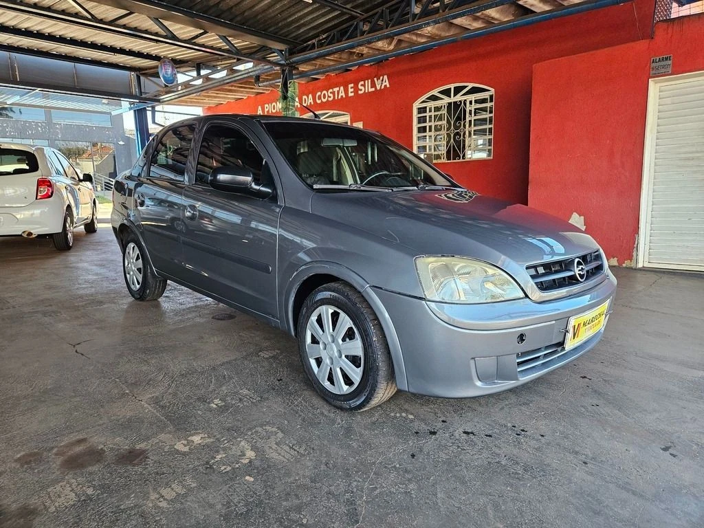 CHEVROLET CORSA
