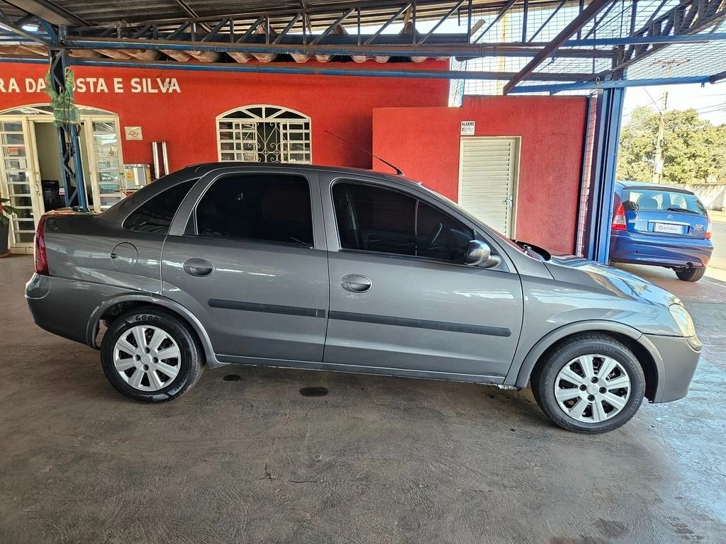 CHEVROLET CORSA