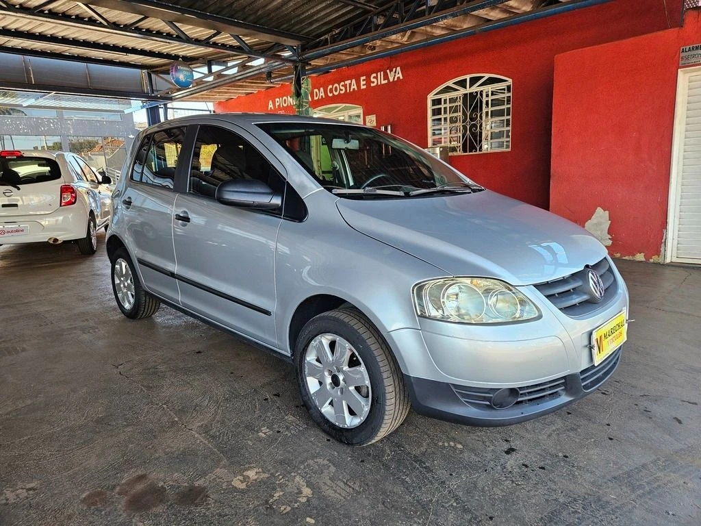 VOLKSWAGEN FOX