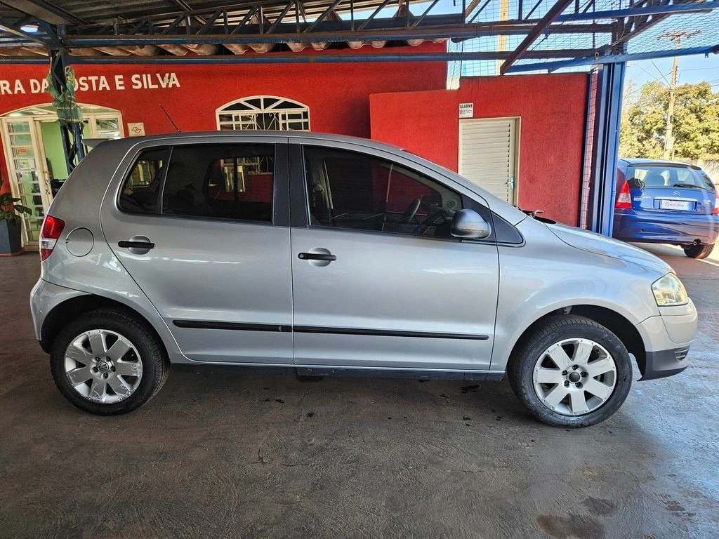 VOLKSWAGEN FOX