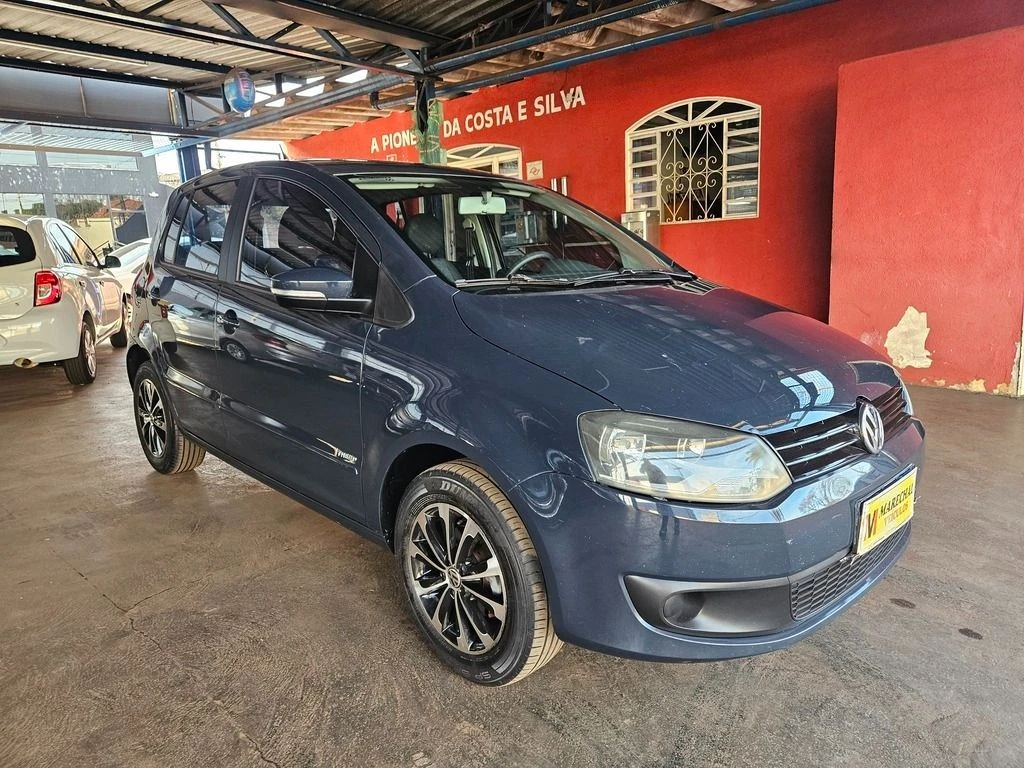 VOLKSWAGEN FOX
