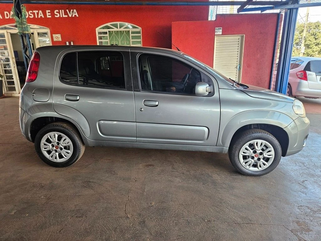 FIAT UNO