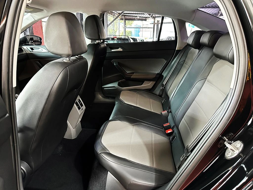 VOLKSWAGEN VIRTUS