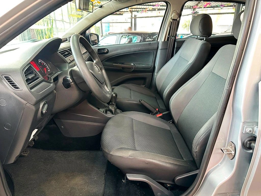 VOLKSWAGEN VOYAGE