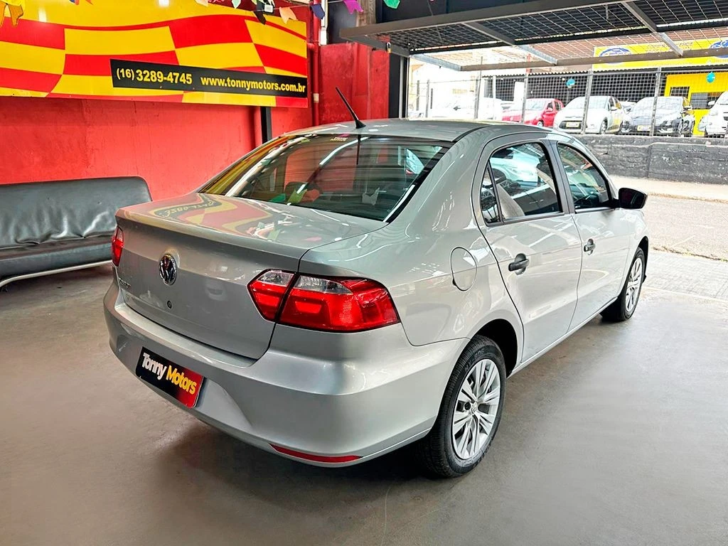 VOLKSWAGEN VOYAGE