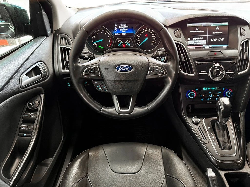 FORD FOCUS