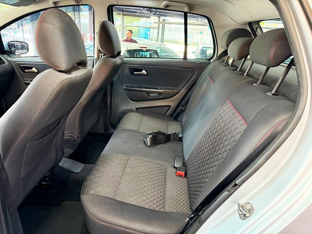 VOLKSWAGEN CROSSFOX