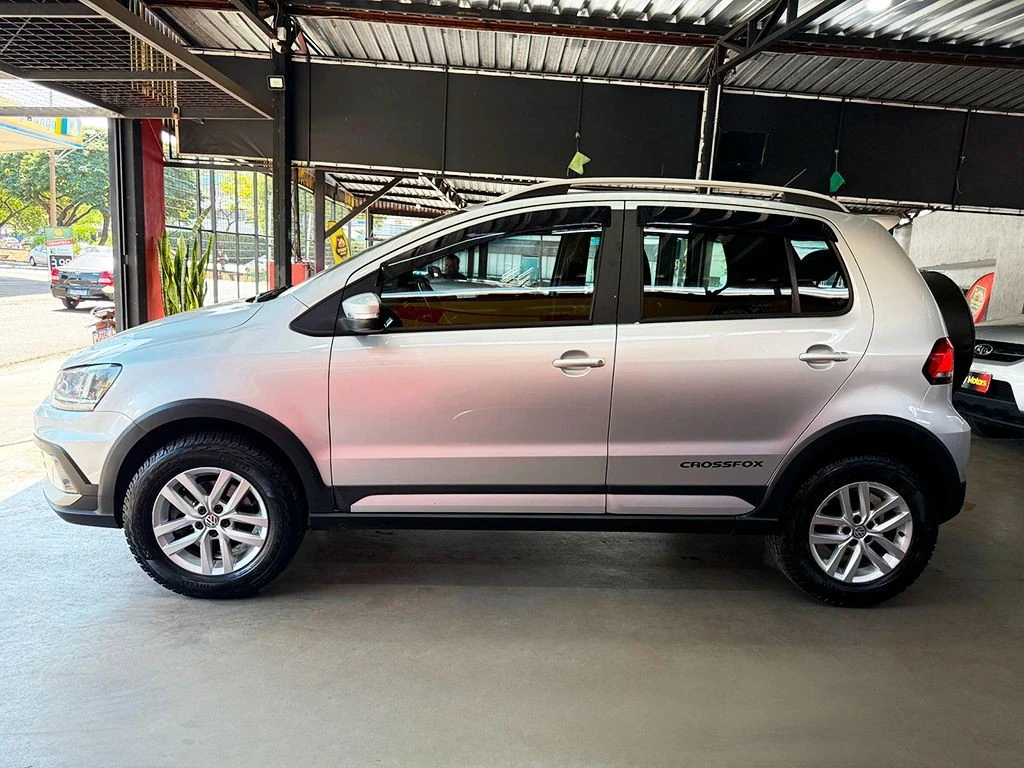 VOLKSWAGEN CROSSFOX