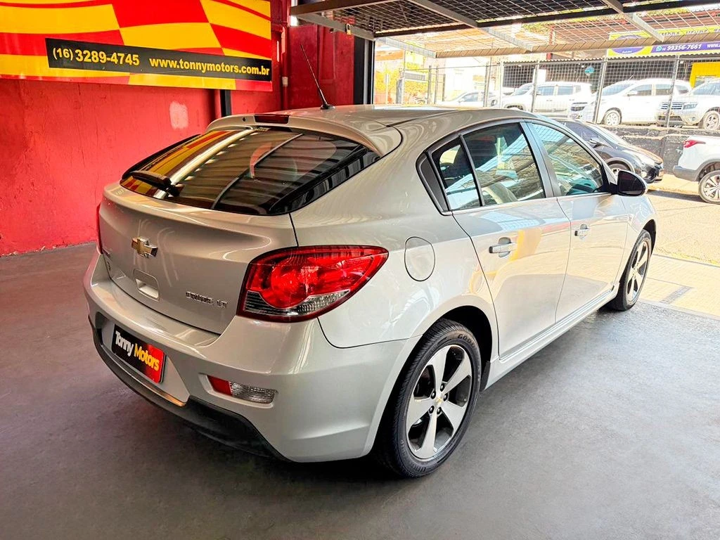 CHEVROLET CRUZE