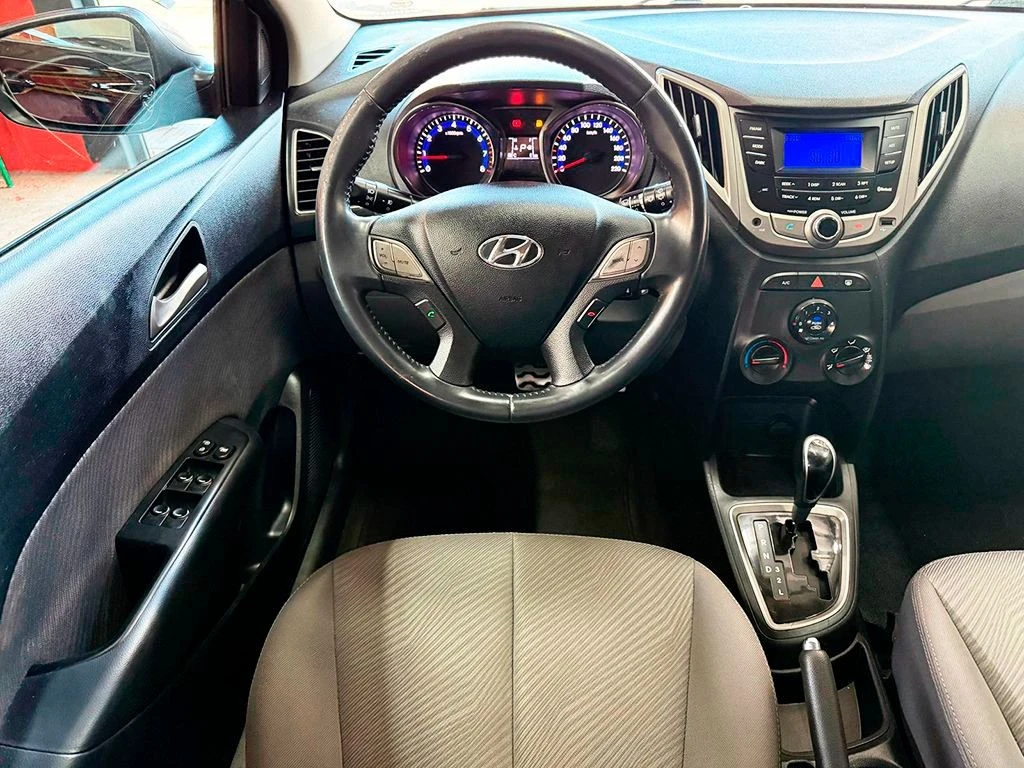 HYUNDAI HB20X