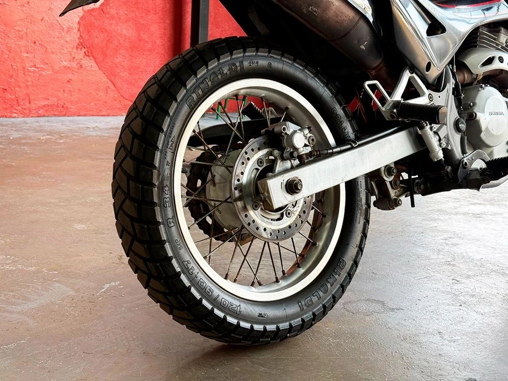 HONDA NX4 FALCON