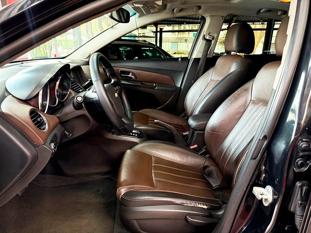 CHEVROLET CRUZE
