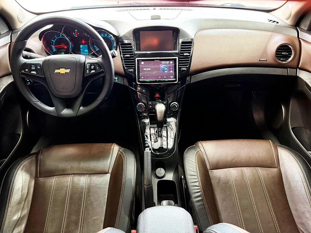 CHEVROLET CRUZE