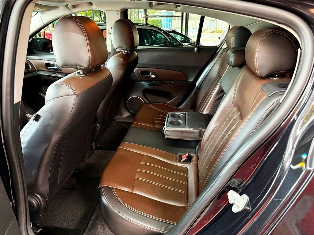 CHEVROLET CRUZE